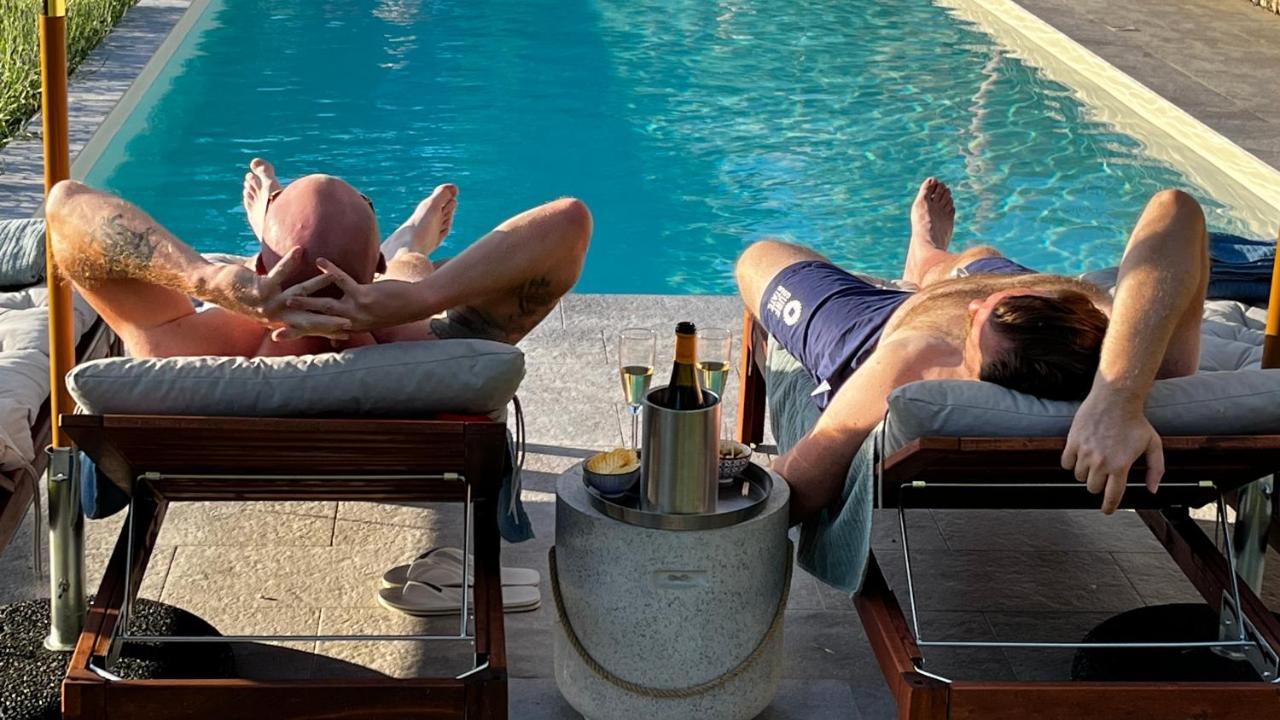 Cascina Giantino Suite Cantina - G A Y - M E N - O N L Y (Adults Only) Montegrosso dʼAsti Buitenkant foto